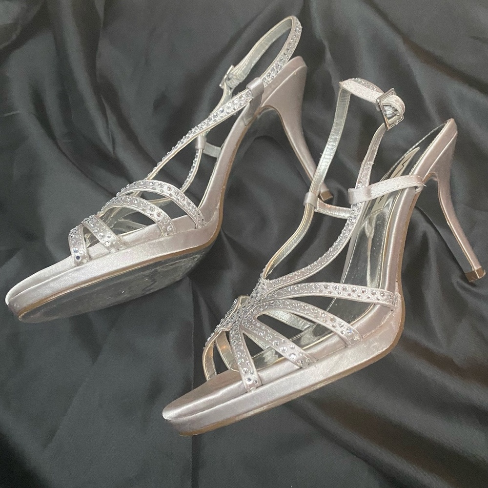 Nina silver metallic  high  heels